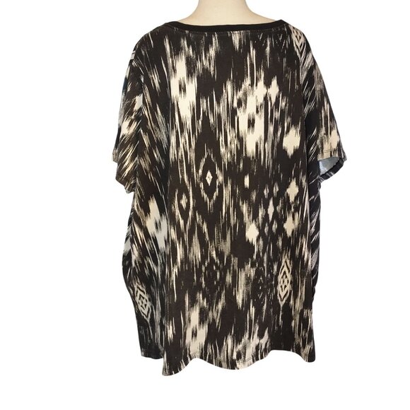 Roamans Womens Plus Size V-Neck Black & White Ikat Print Tunic Top X 34/36 - Picture 2 of 4
